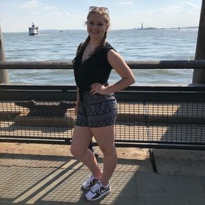 Meet your Posher, Madison